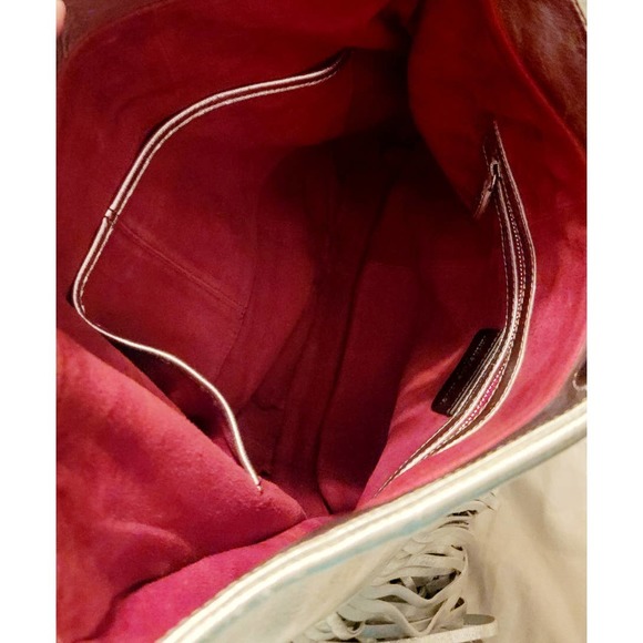 Katherine Kwei Eternity Knot Fringe Snakeskin Silver Handbag - Picture 8 of 12